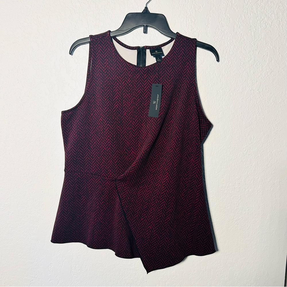 NWT Worthington Large Women’s Zip Back Round Neck Sleeveless Red Black Print